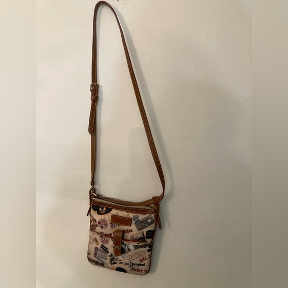 Dooney & Bourke Disneyland 55th Anniversary crossbody - Picture 11 of 15